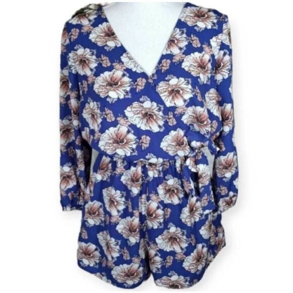 ONE CLOTHING BLUE W/PINK & WHITE FLORAL ROMPER LONG SLEEVES SZ.M EUC. - Picture 1 of 7